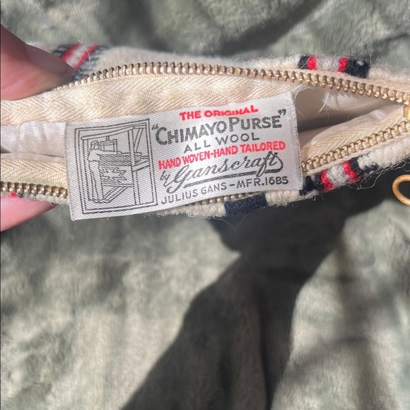 Vintage Chimayo Cream and Red Patterned Purse all wool - Picture 2 of 6